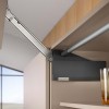 Bisagra Aventos HL Top Blum para Frentes Abatibles de Cocina
